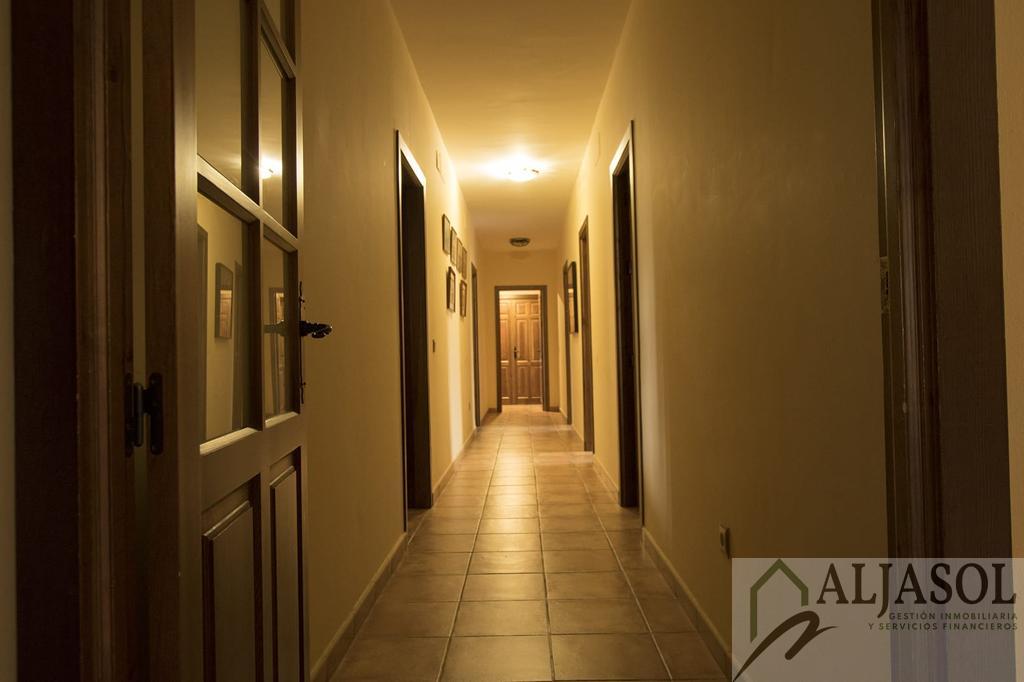 Venta de chalet en Dos Hermanas