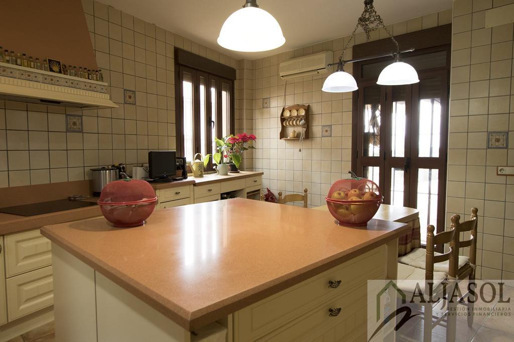Venta de chalet en Dos Hermanas