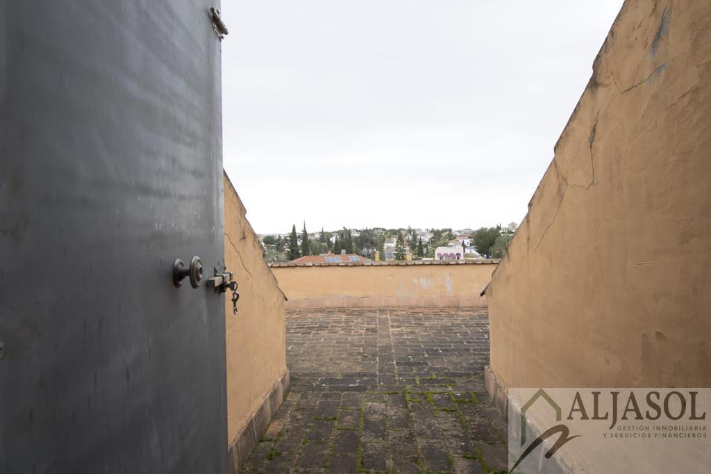 Venta de chalet en Dos Hermanas
