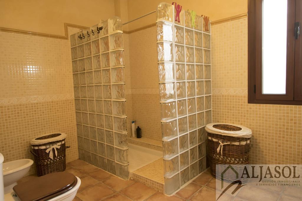 Venta de chalet en Dos Hermanas