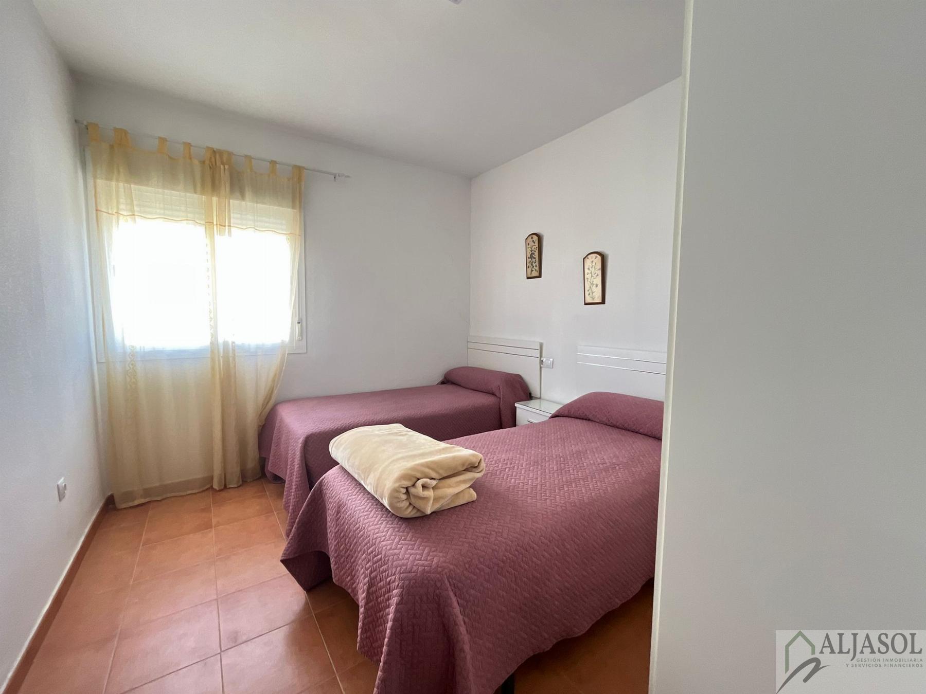 For sale of flat in Bollullos de la Mitación