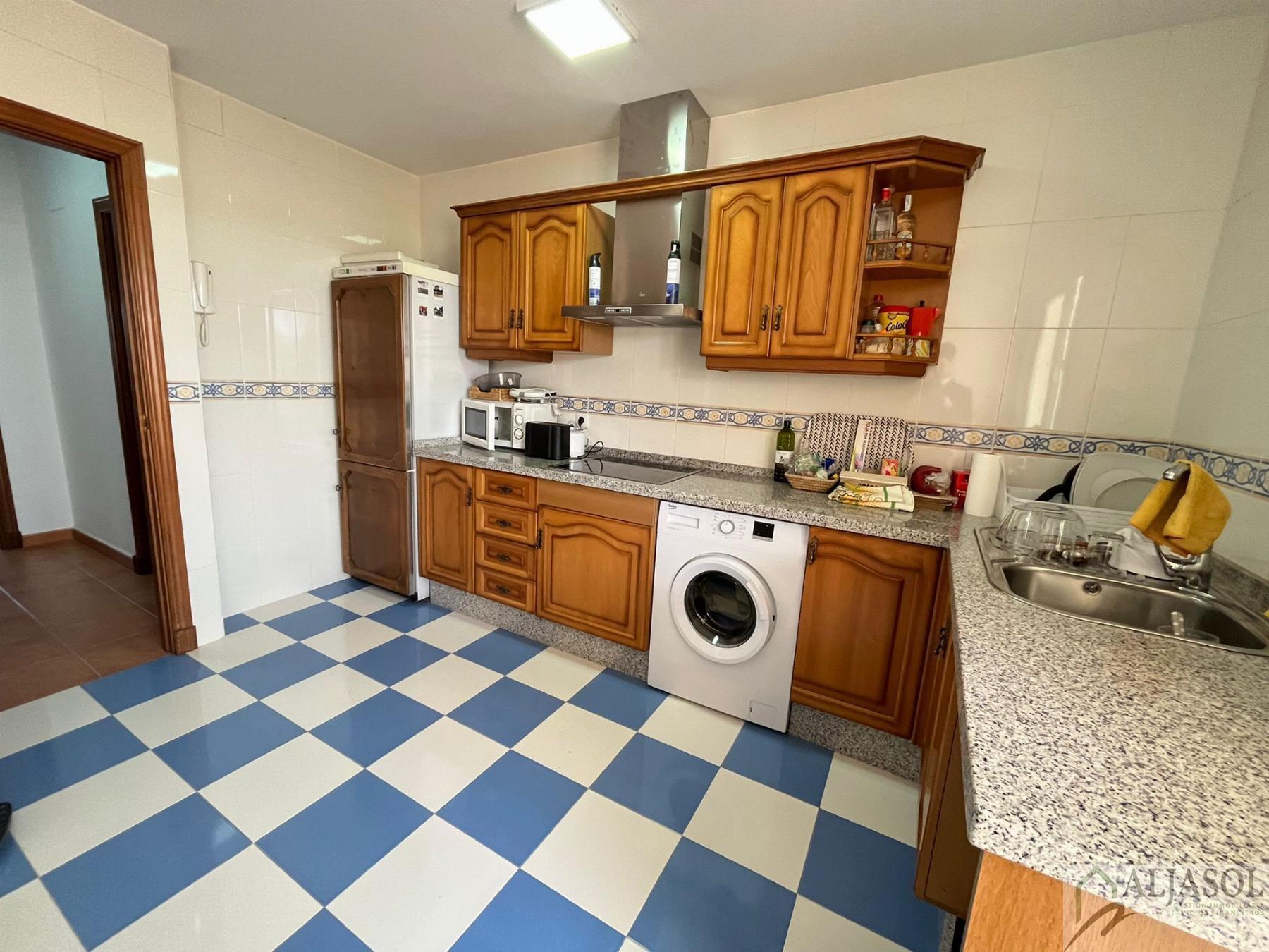For sale of flat in Bollullos de la Mitación