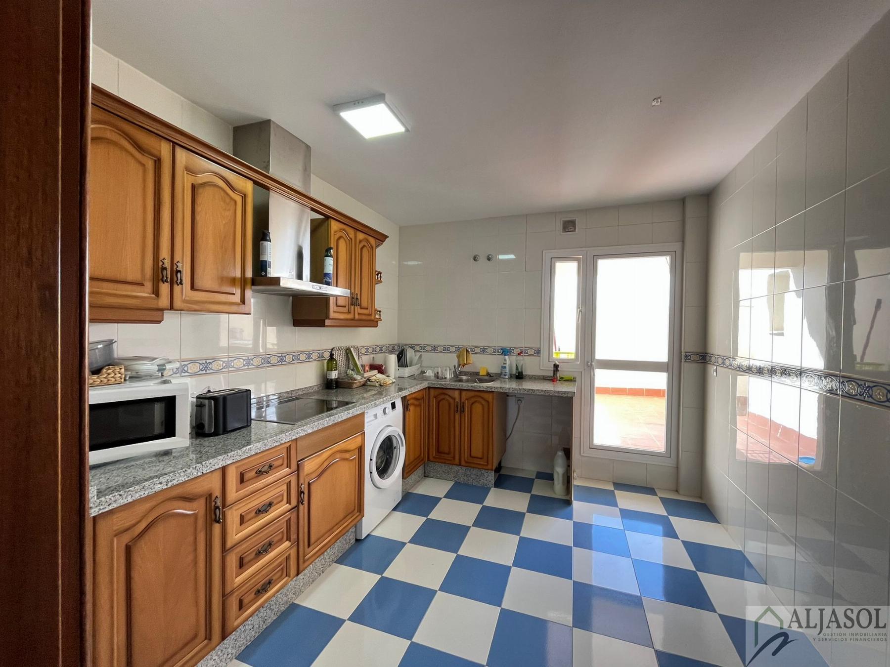 For sale of flat in Bollullos de la Mitación