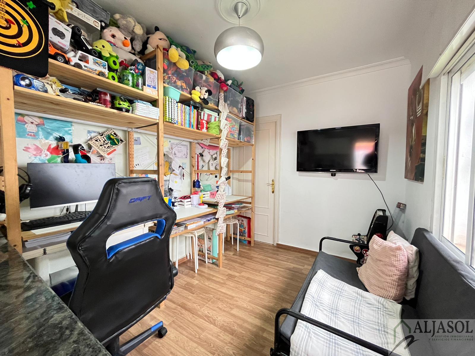 Venta de casa en Sanlúcar la Mayor