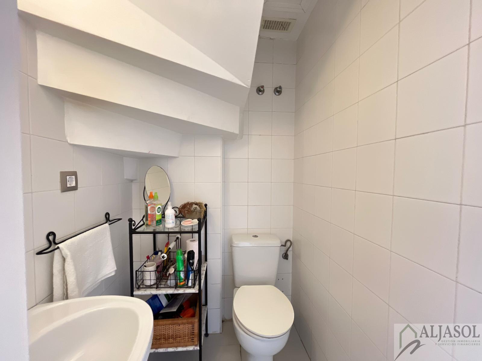 Venta de casa en Sanlúcar la Mayor