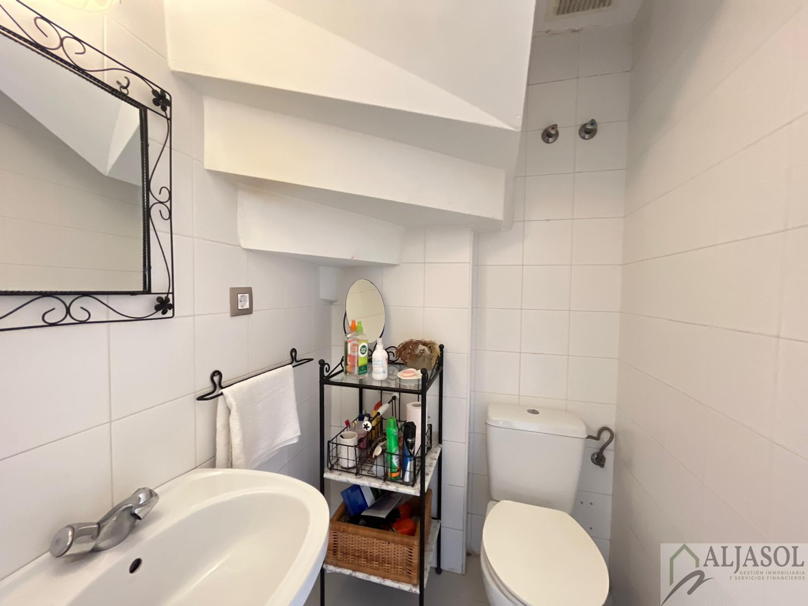 Venta de casa en Sanlúcar la Mayor
