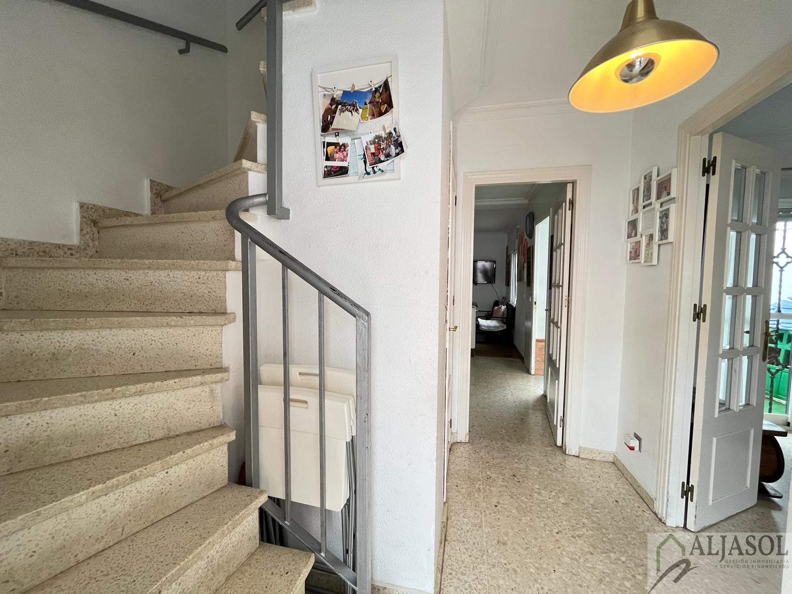 Venta de casa en Sanlúcar la Mayor