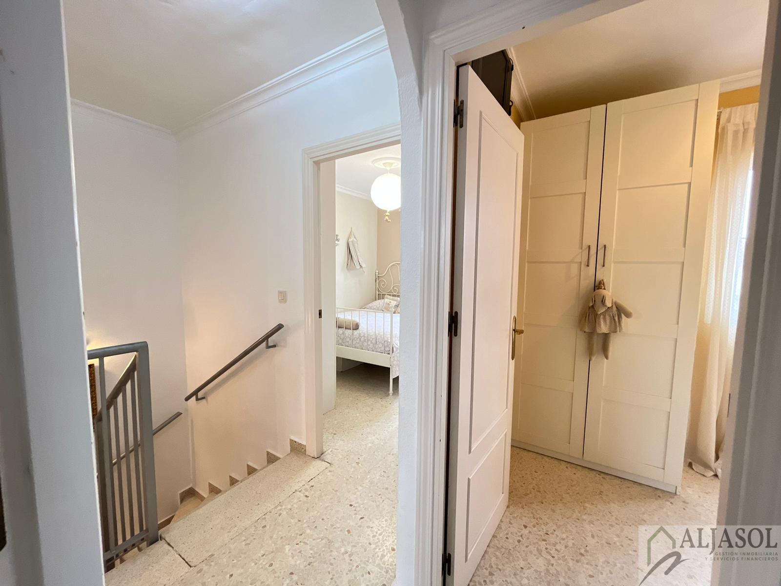Venta de casa en Sanlúcar la Mayor