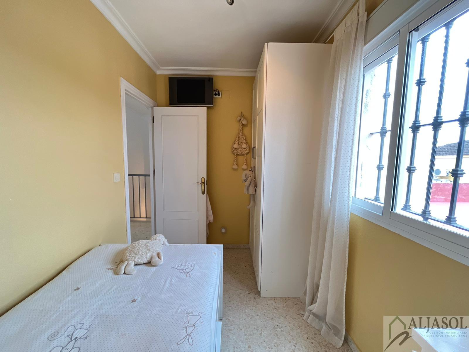 Venta de casa en Sanlúcar la Mayor