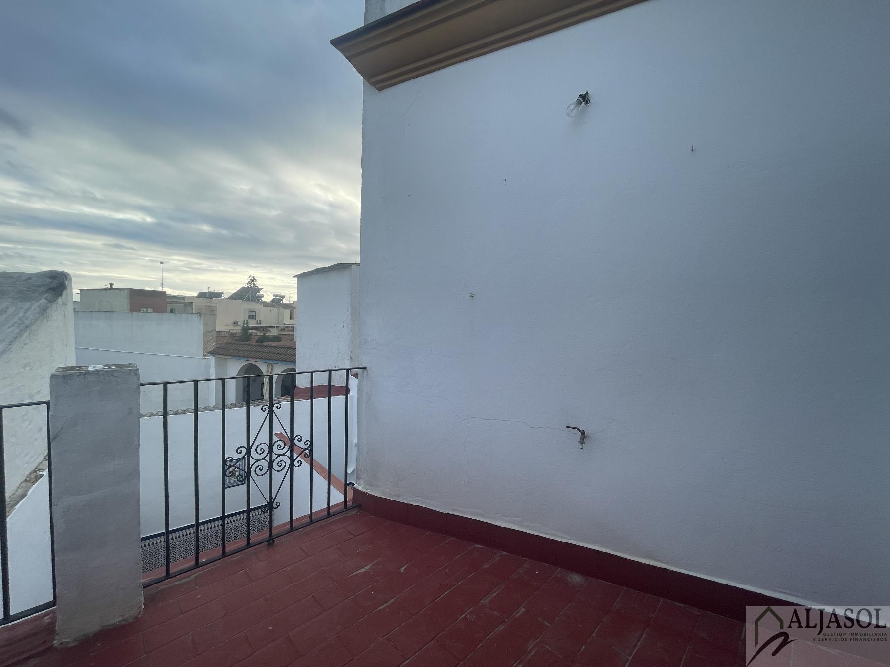 For sale of house in Bollullos de la Mitación