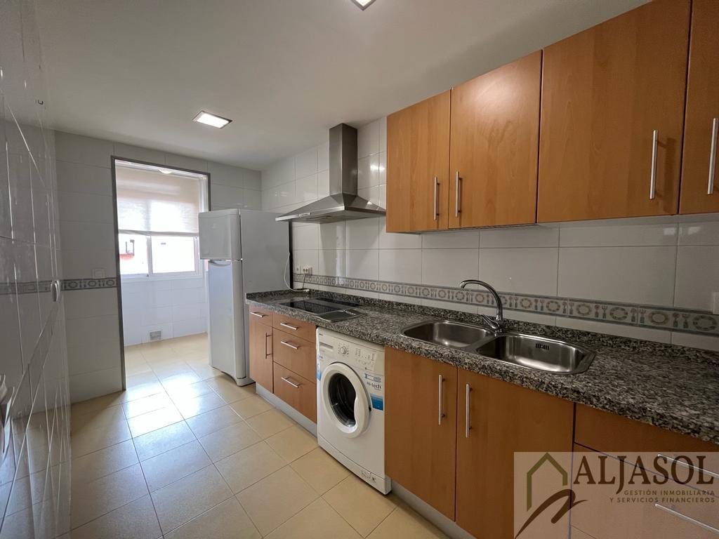 For sale of flat in Camas