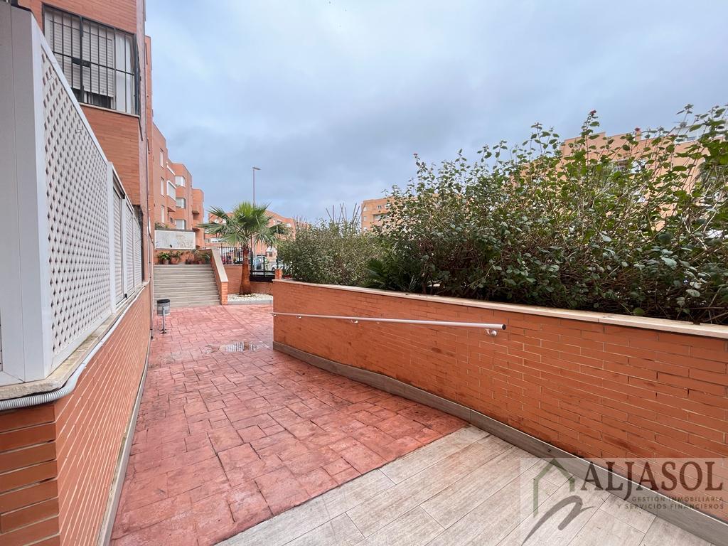 For sale of flat in Camas