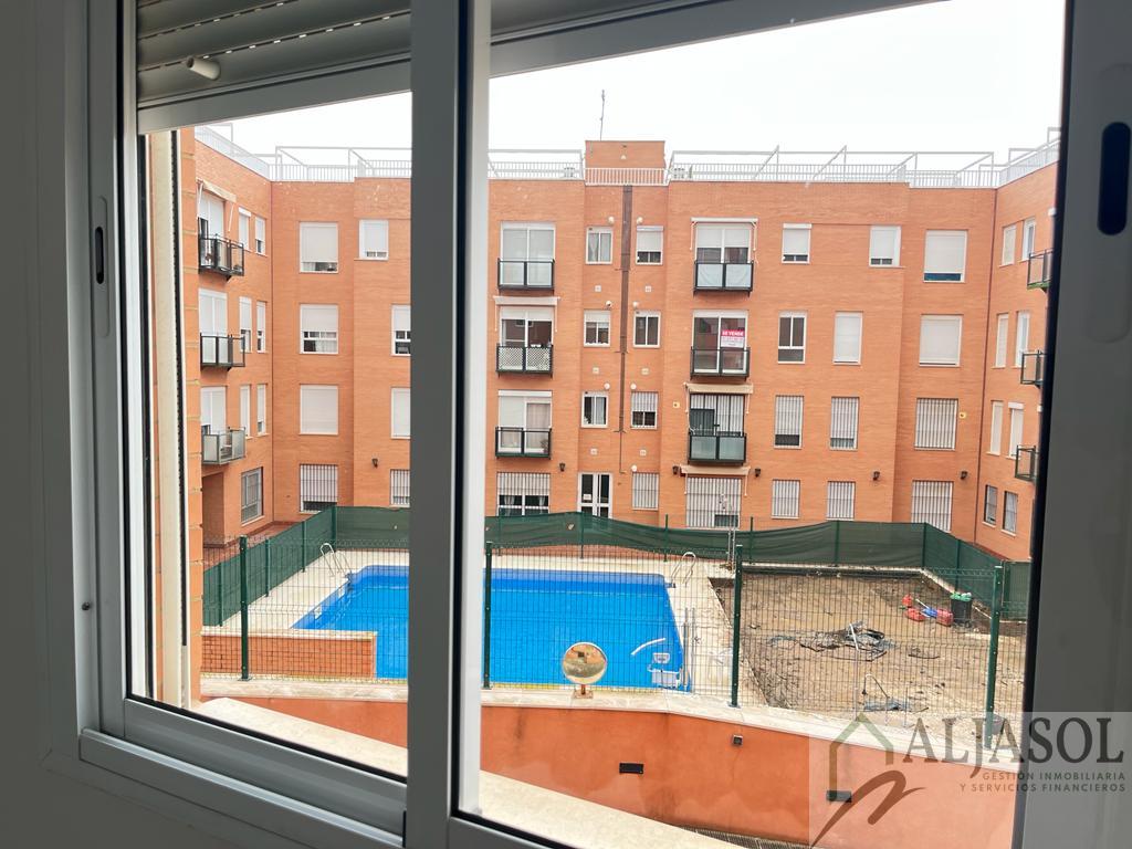 For sale of flat in Camas