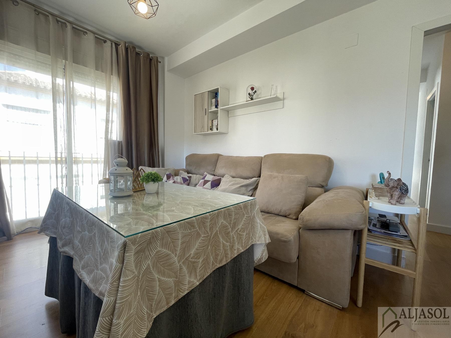 For sale of duplex in Bormujos