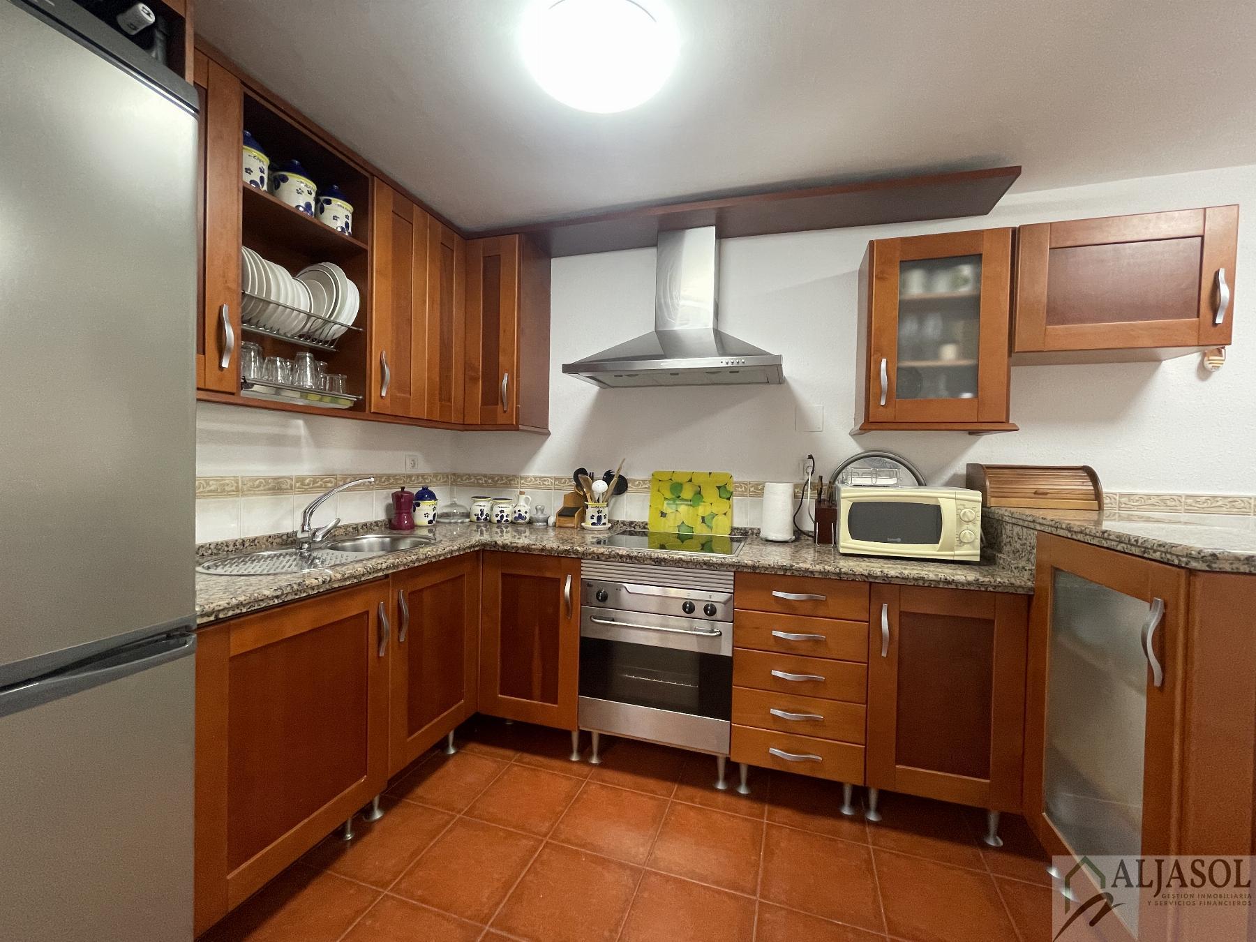 For sale of house in Gines