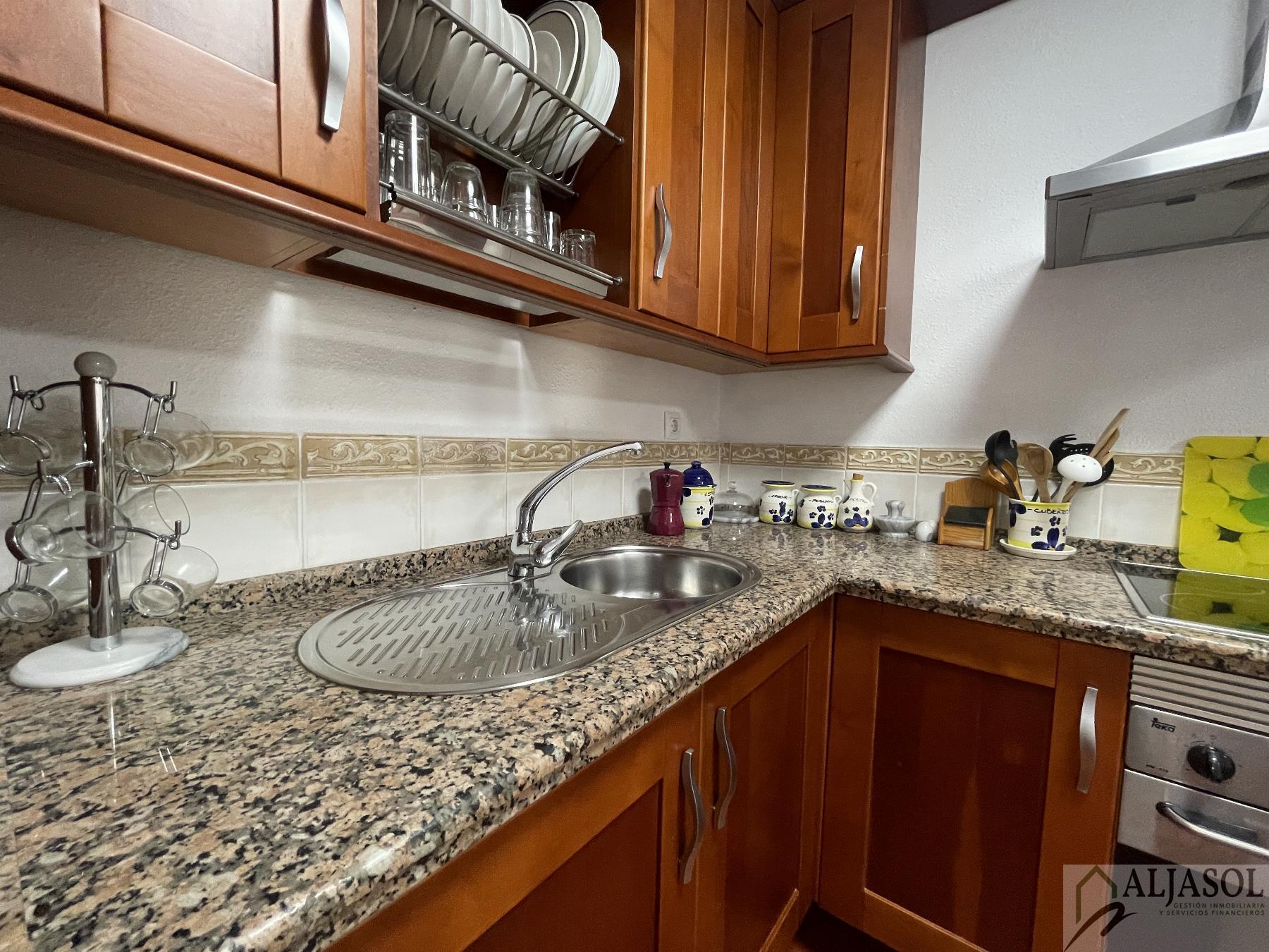 For sale of house in Gines