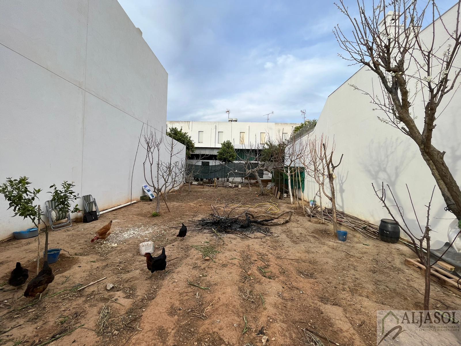 For sale of land in Bormujos