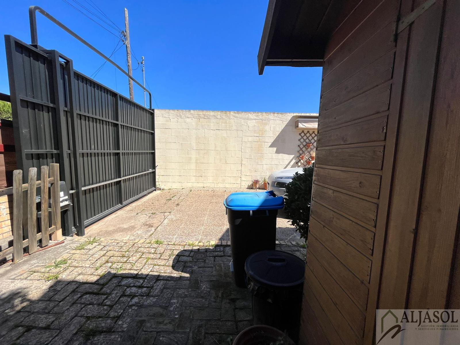 For sale of house in Bollullos de la Mitación