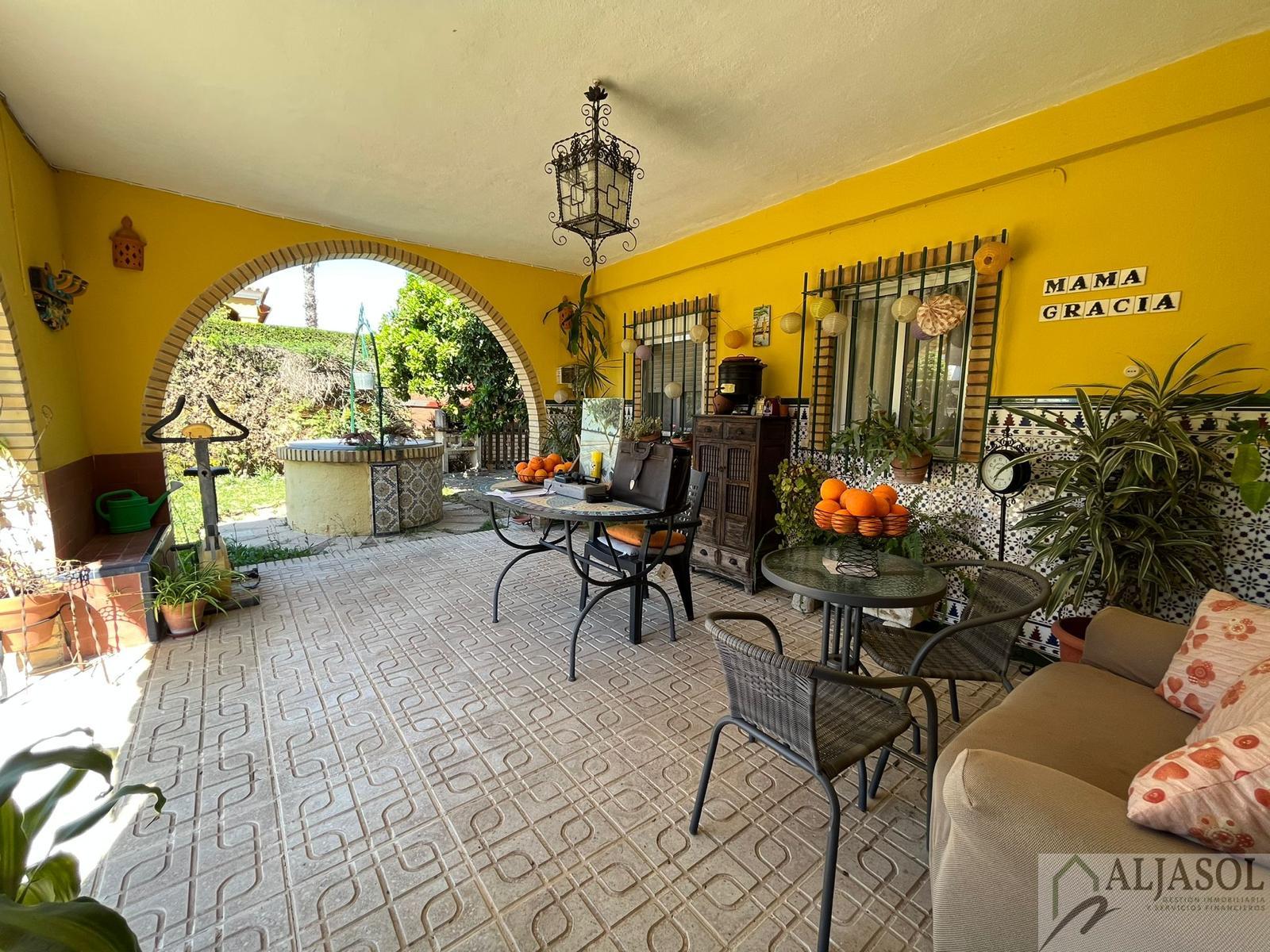 For sale of house in Bollullos de la Mitación