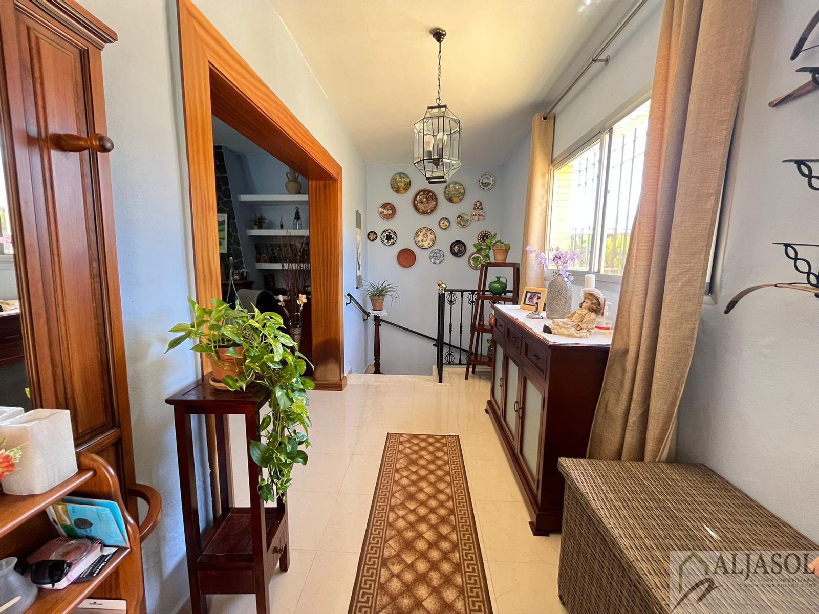 For sale of house in Bollullos de la Mitación
