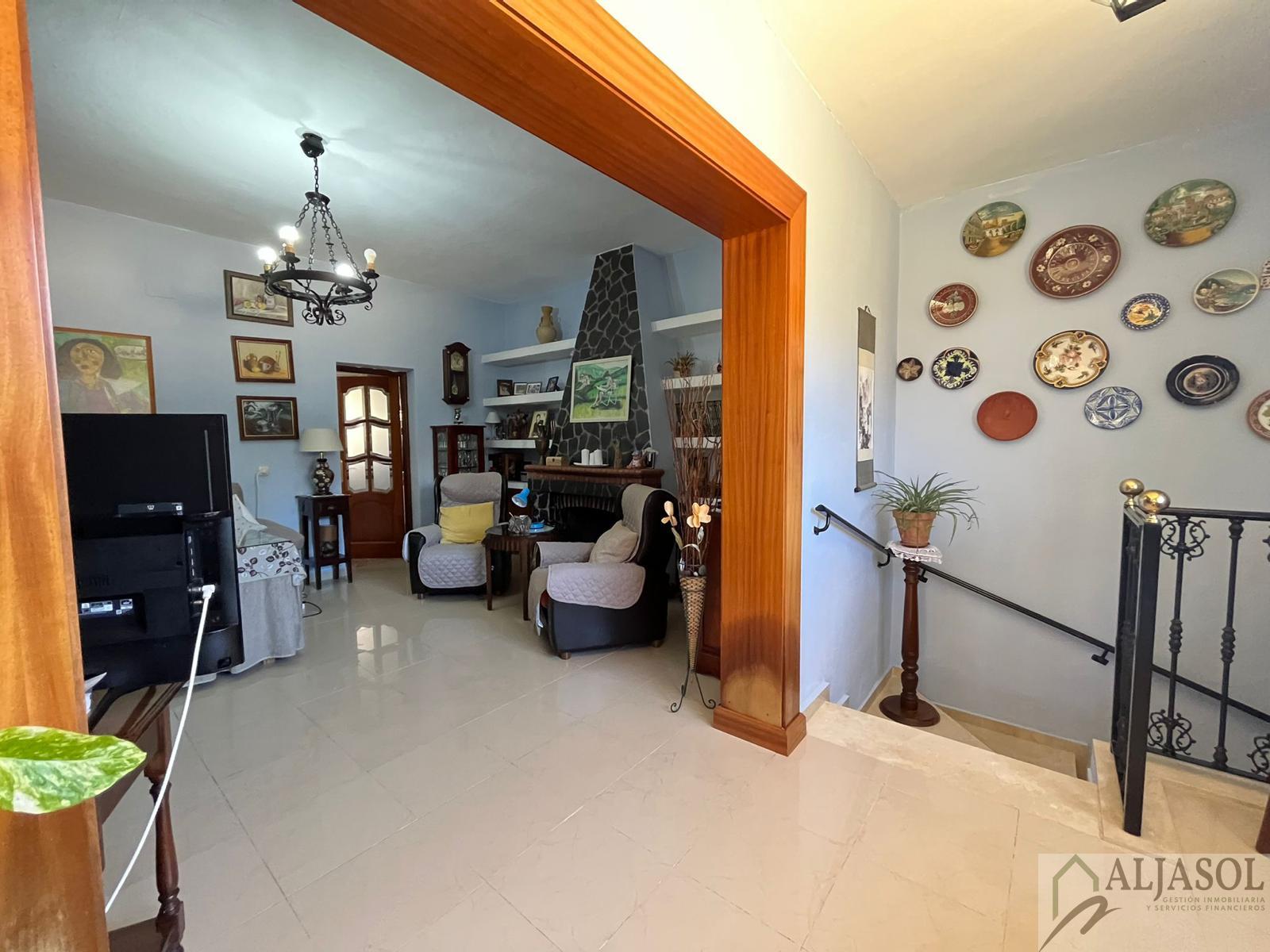 For sale of house in Bollullos de la Mitación