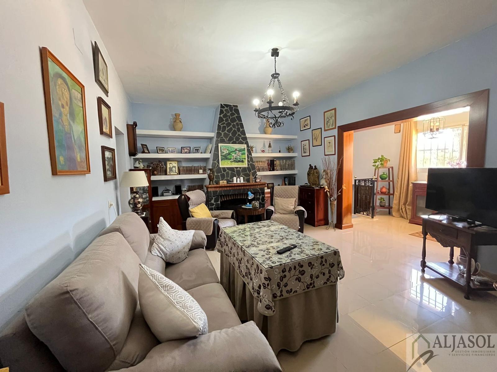 For sale of house in Bollullos de la Mitación