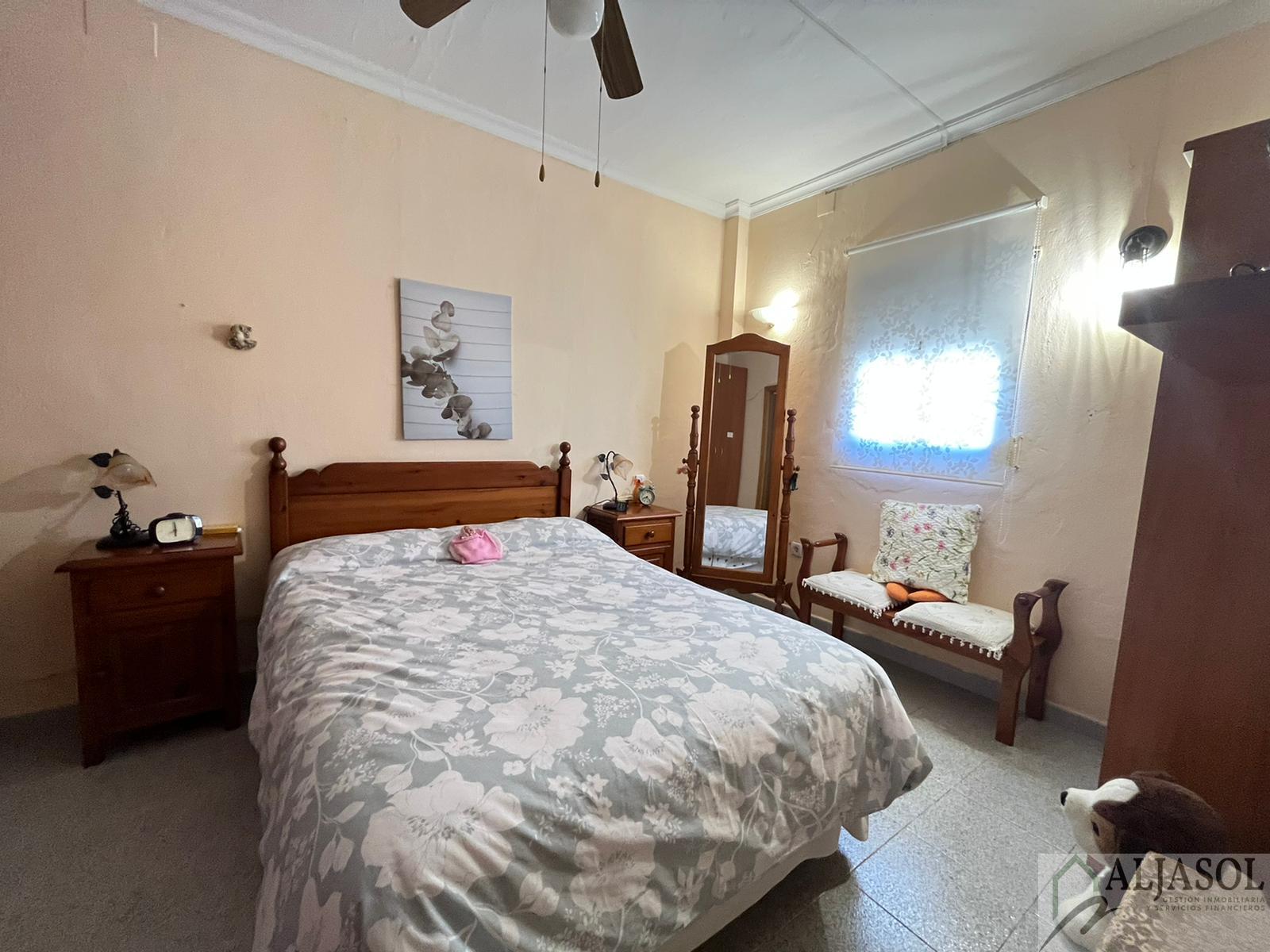 For sale of house in Bollullos de la Mitación