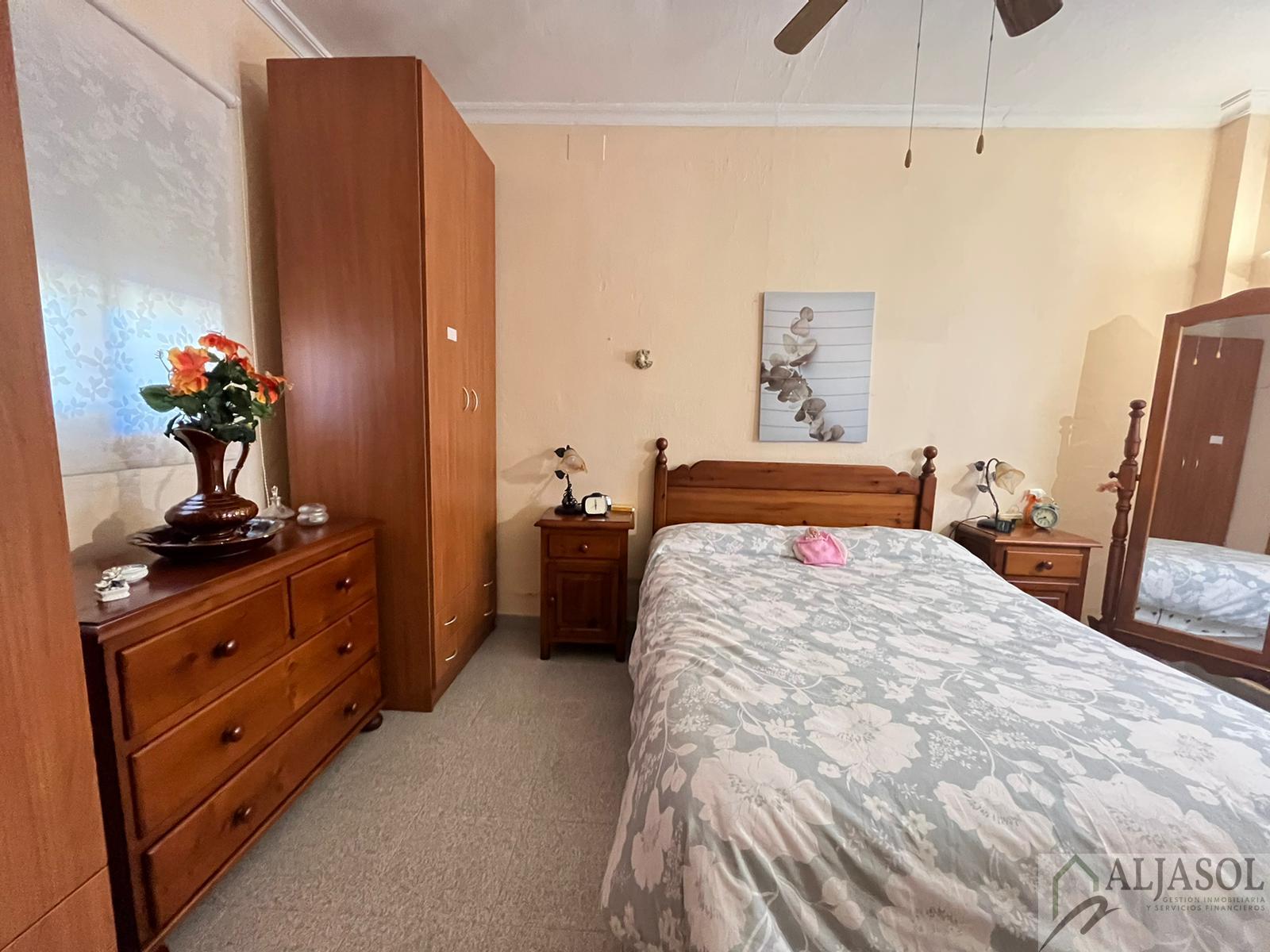 For sale of house in Bollullos de la Mitación