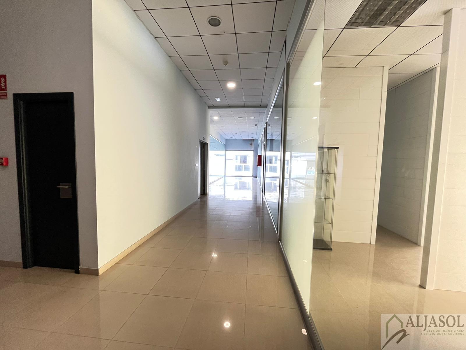 For sale of commercial in Bollullos de la Mitación