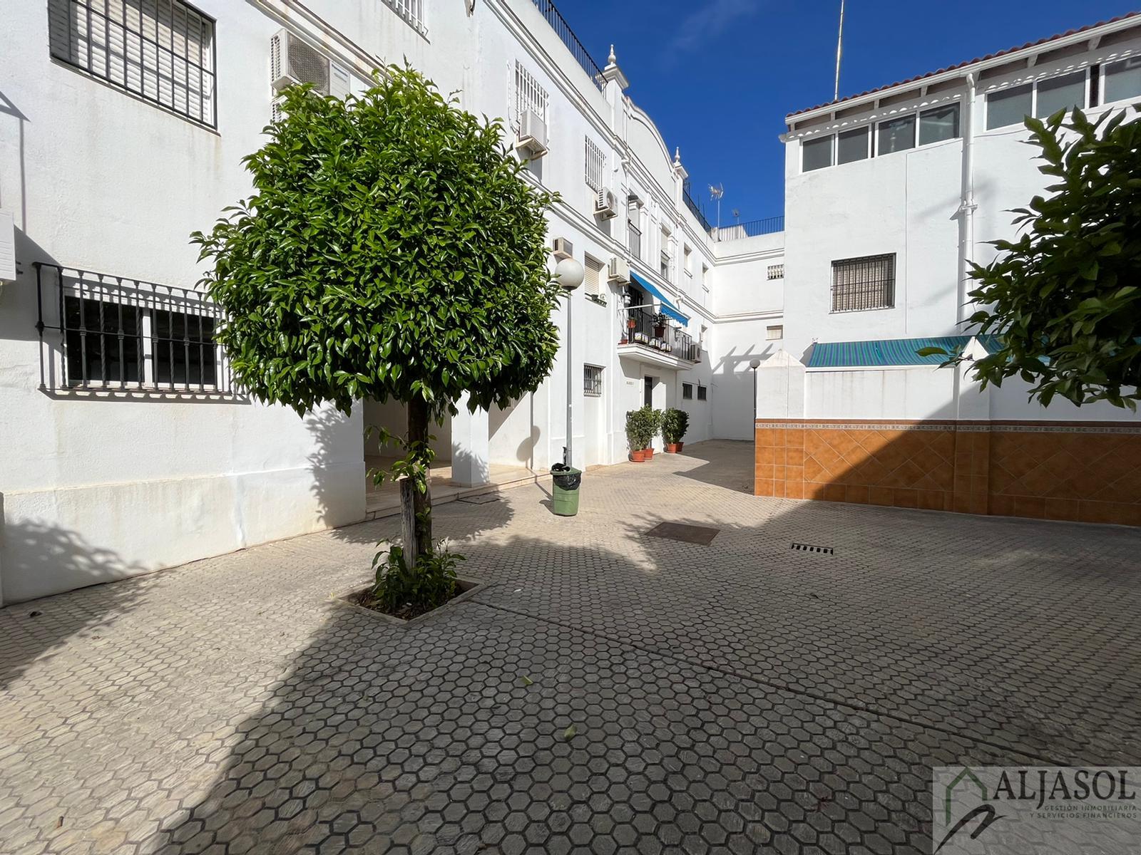 For sale of flat in Camas