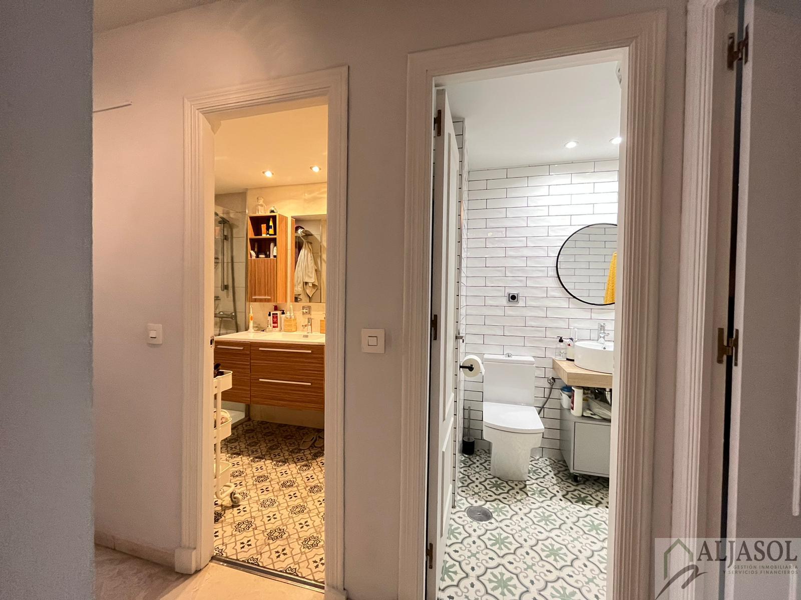 For sale of flat in Camas