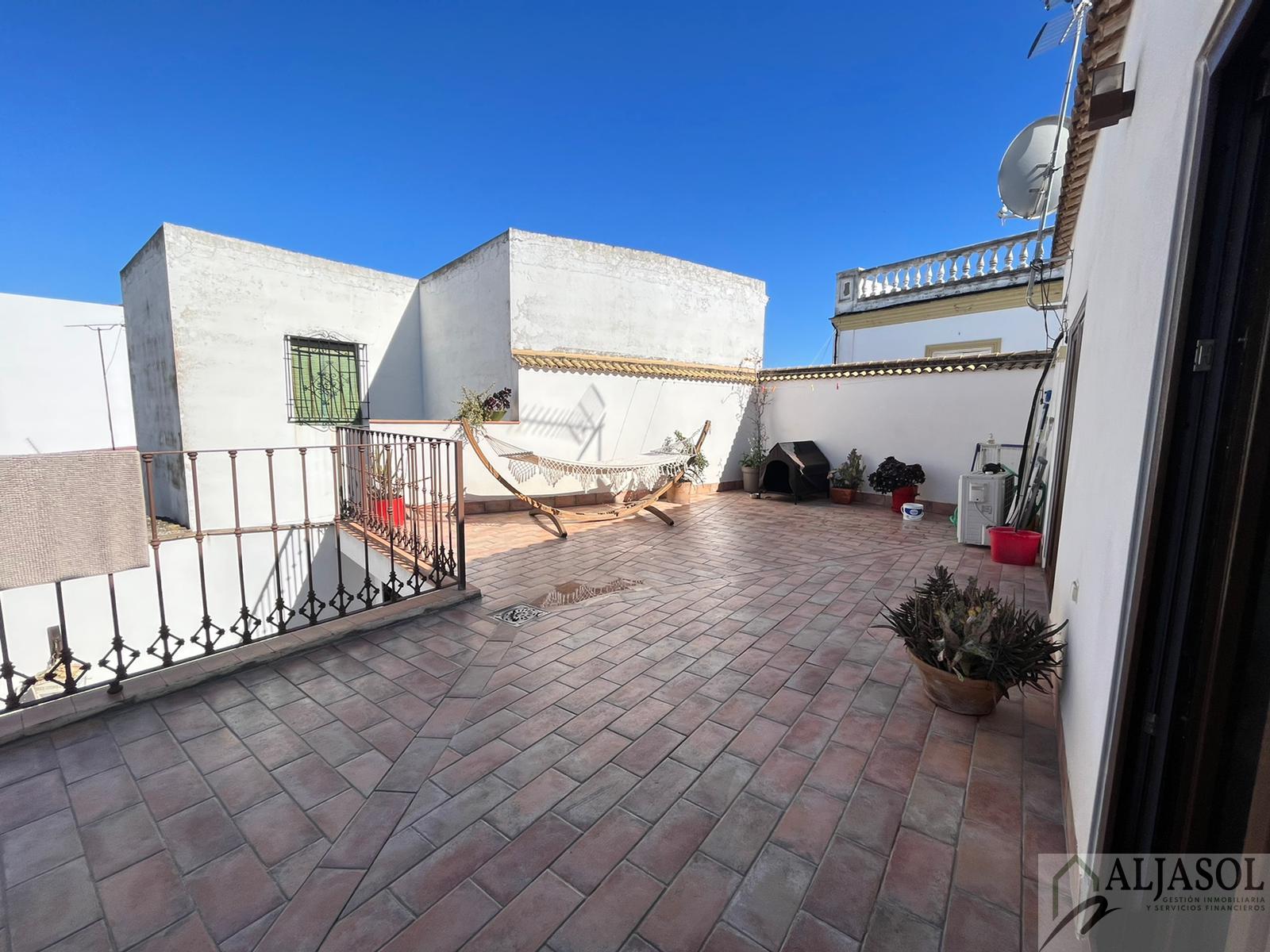 Venta de casa en Valencina de la Concepción