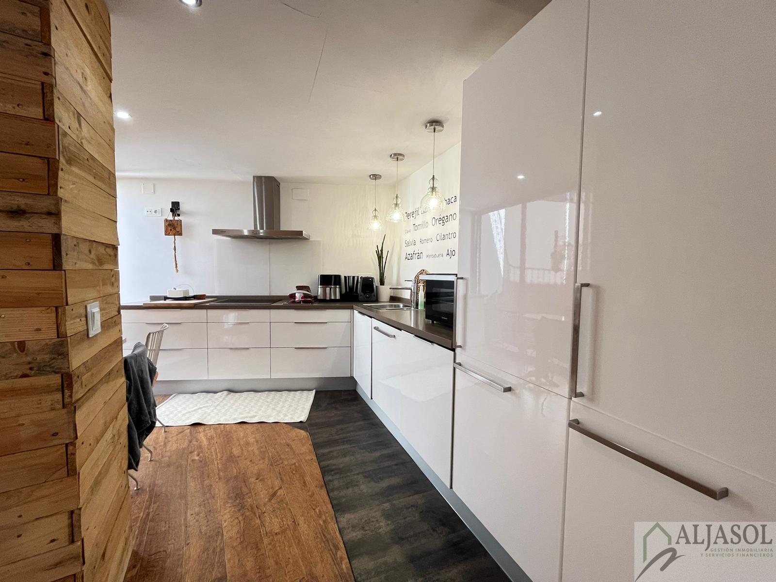 Venta de casa en Valencina de la Concepción