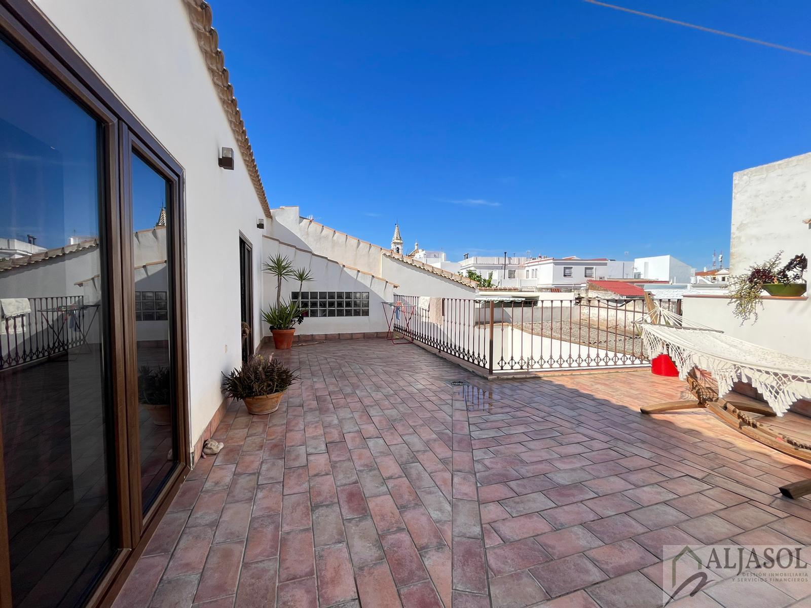 Venta de casa en Valencina de la Concepción