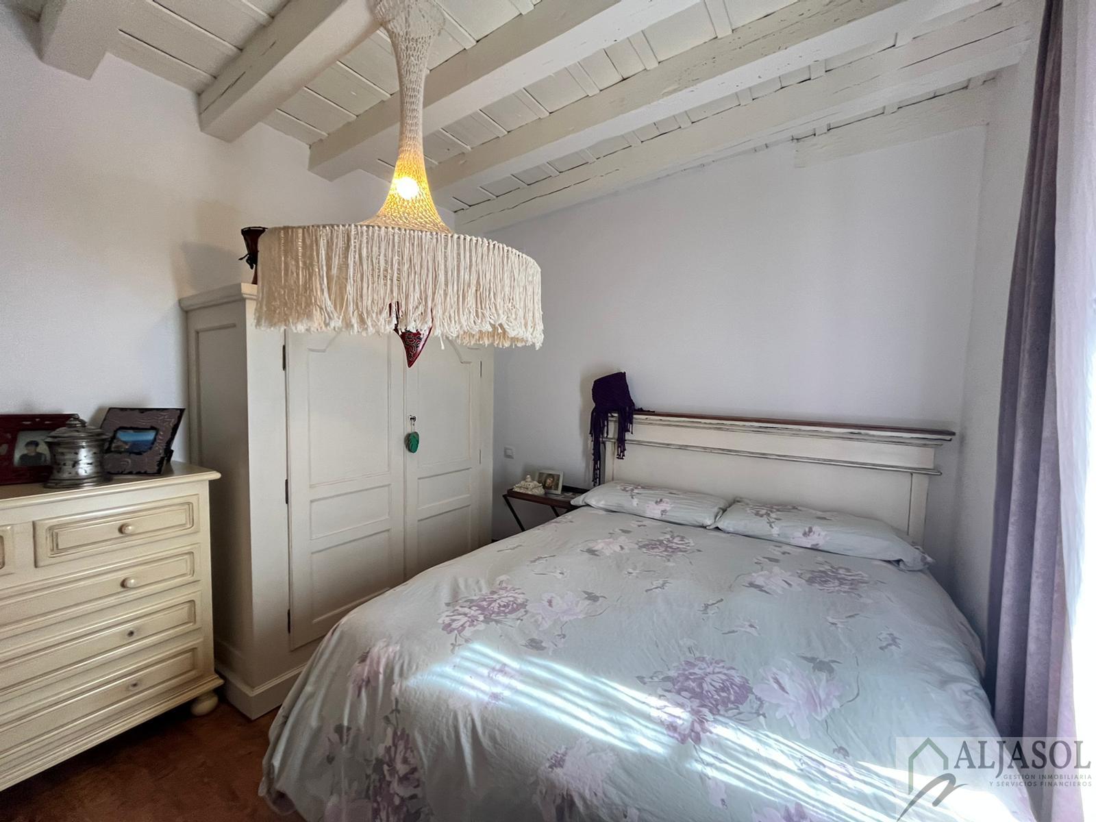Venta de casa en Valencina de la Concepción