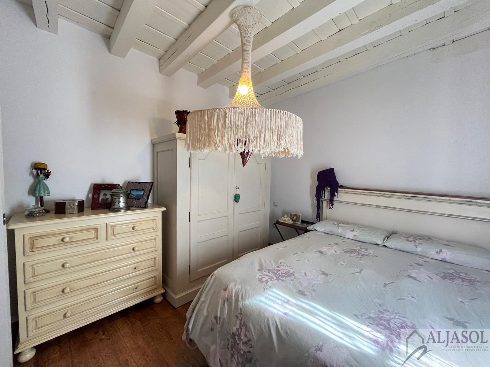 Venta de casa en Valencina de la Concepción
