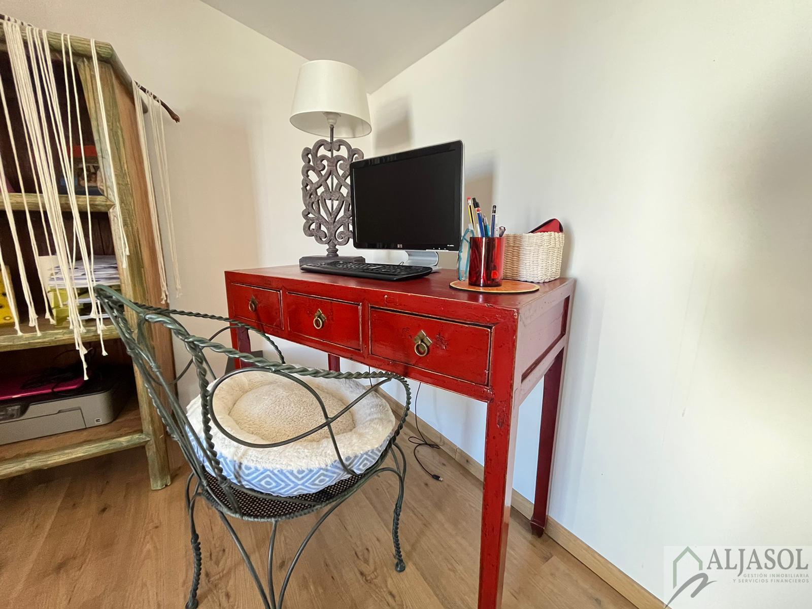 Venta de casa en Valencina de la Concepción