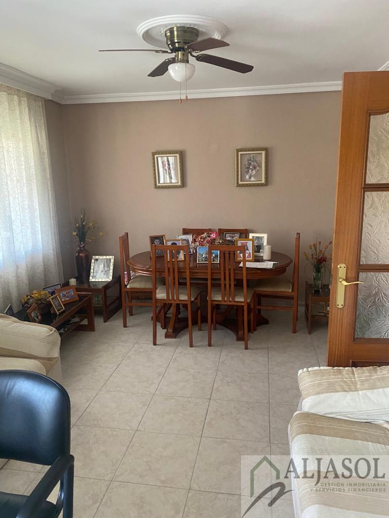 For sale of flat in Sevilla