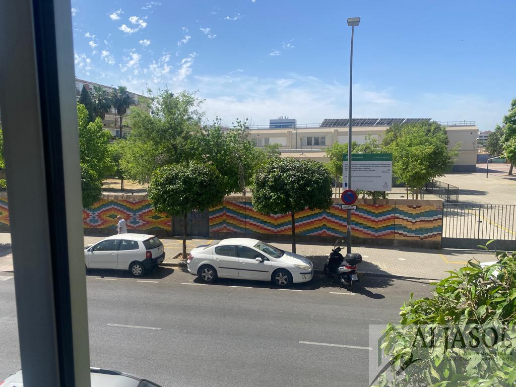 For sale of flat in Sevilla