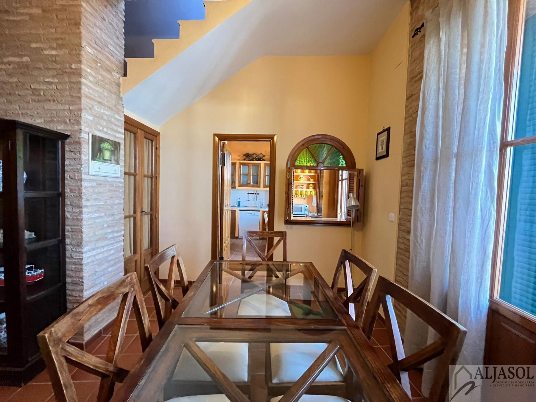 For sale of chalet in Olivares