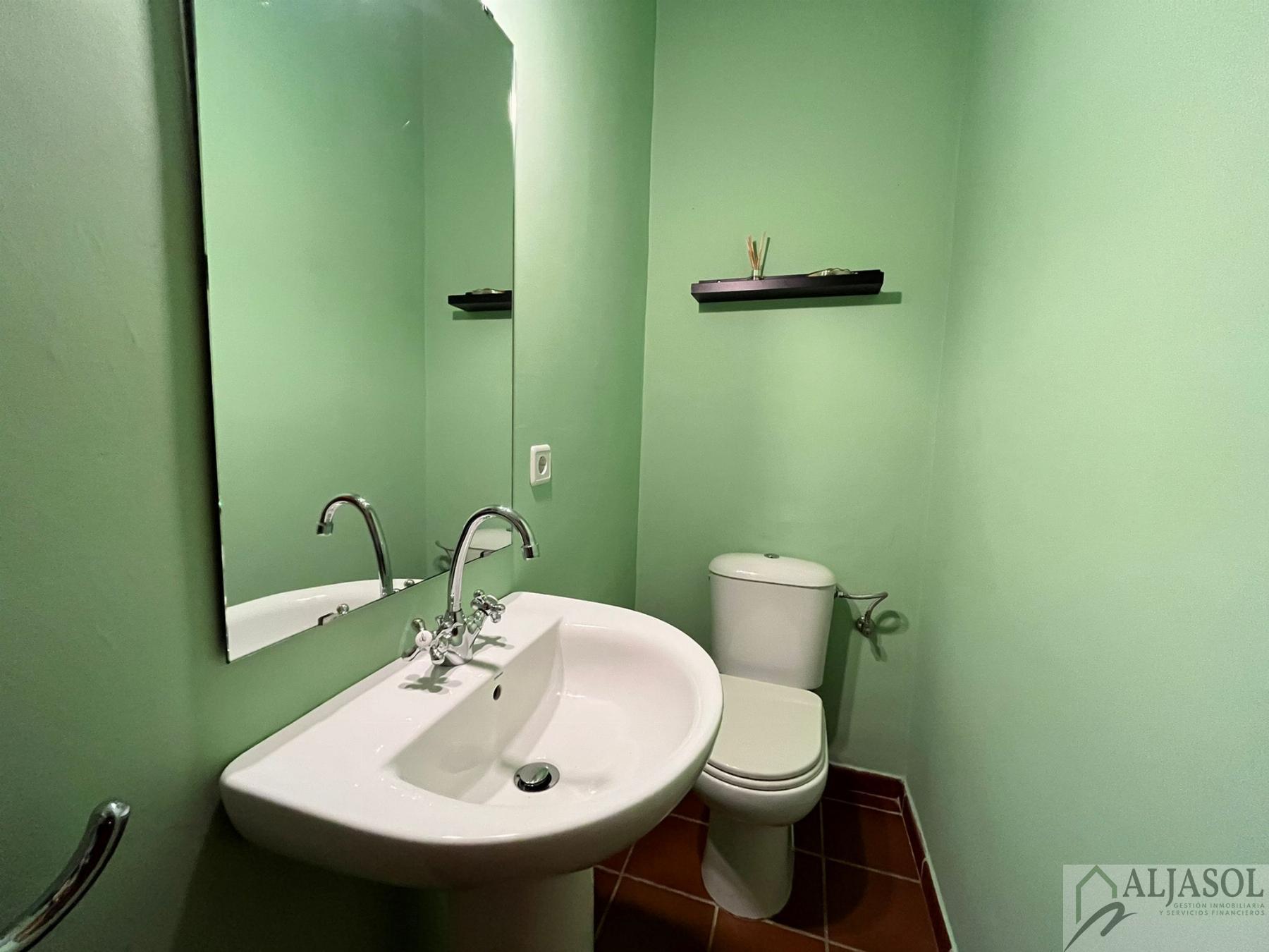 For sale of chalet in Olivares