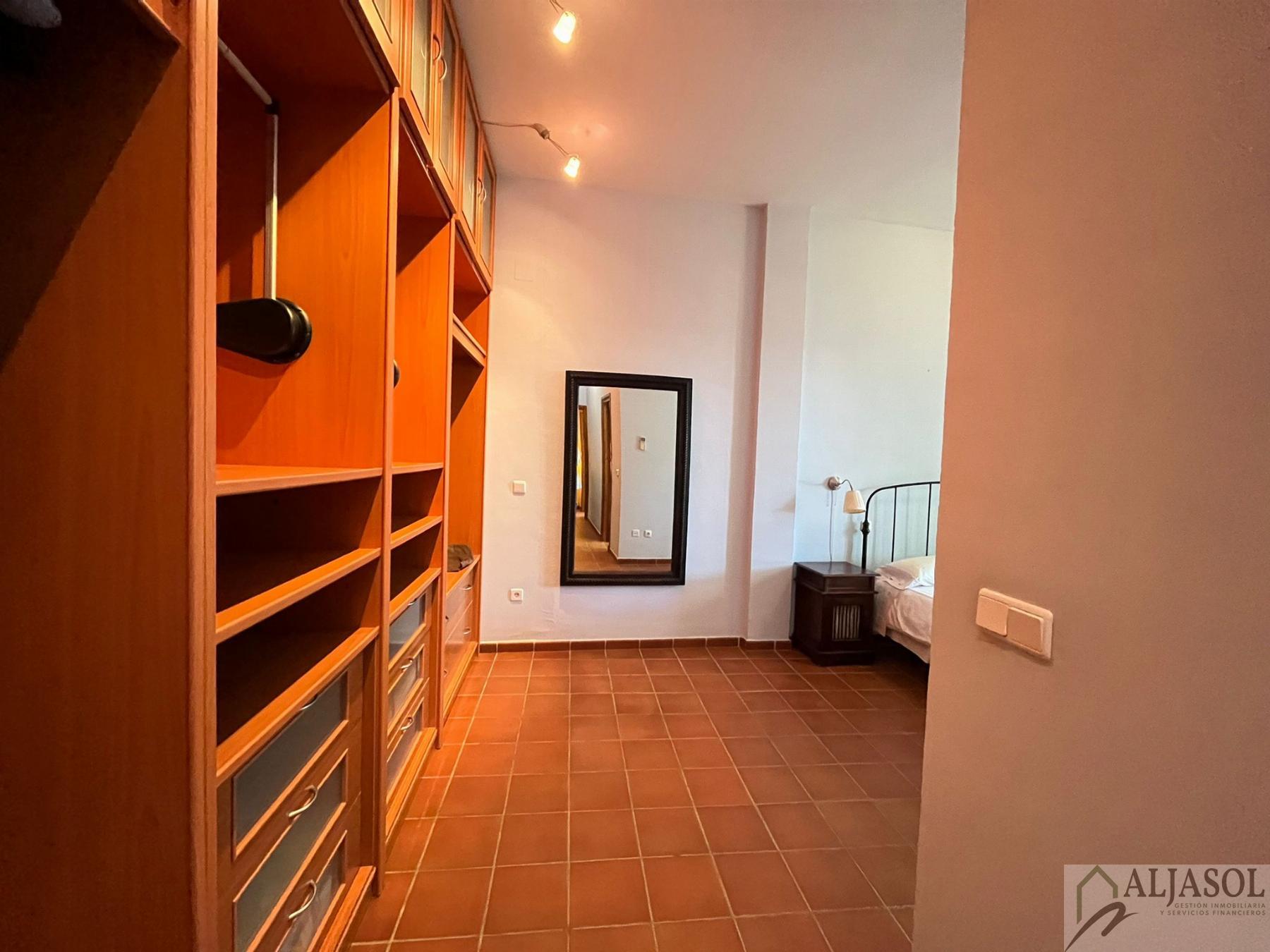 For sale of chalet in Olivares