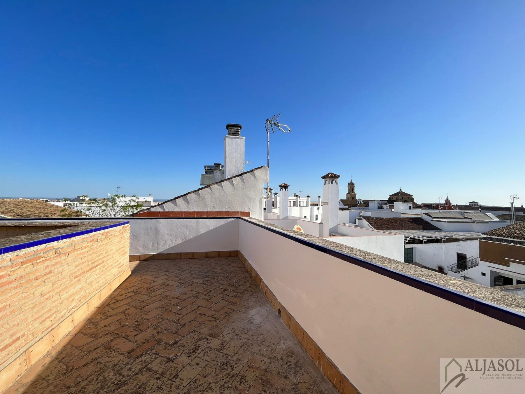 For sale of chalet in Olivares