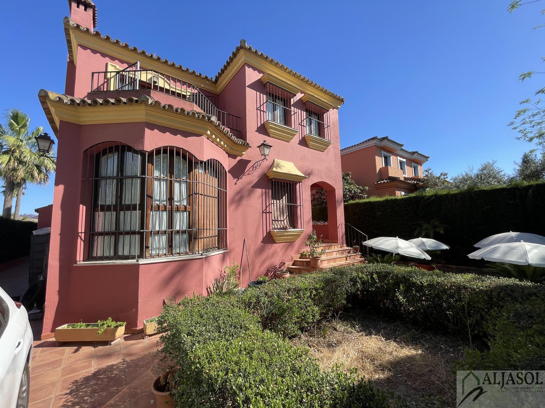 For sale of chalet in Bormujos