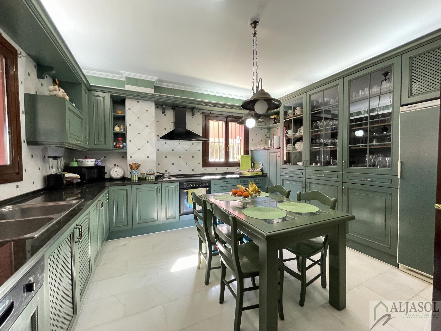 For sale of chalet in Bormujos