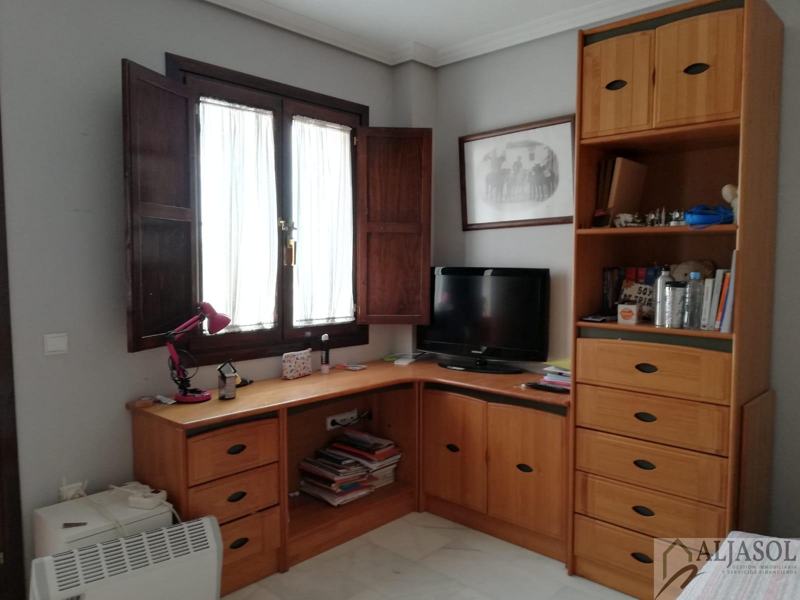 For sale of chalet in Bormujos
