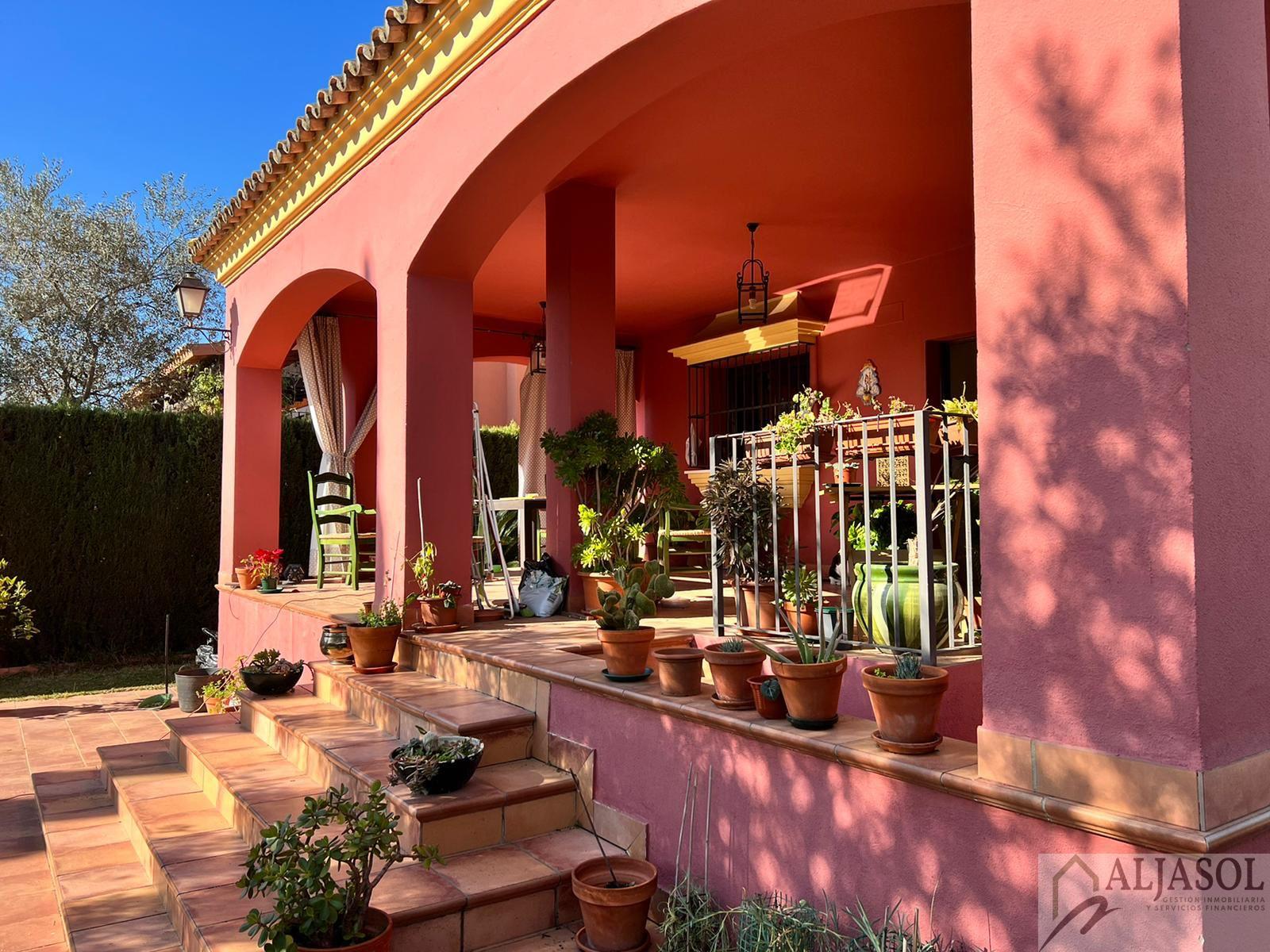 For sale of chalet in Bormujos
