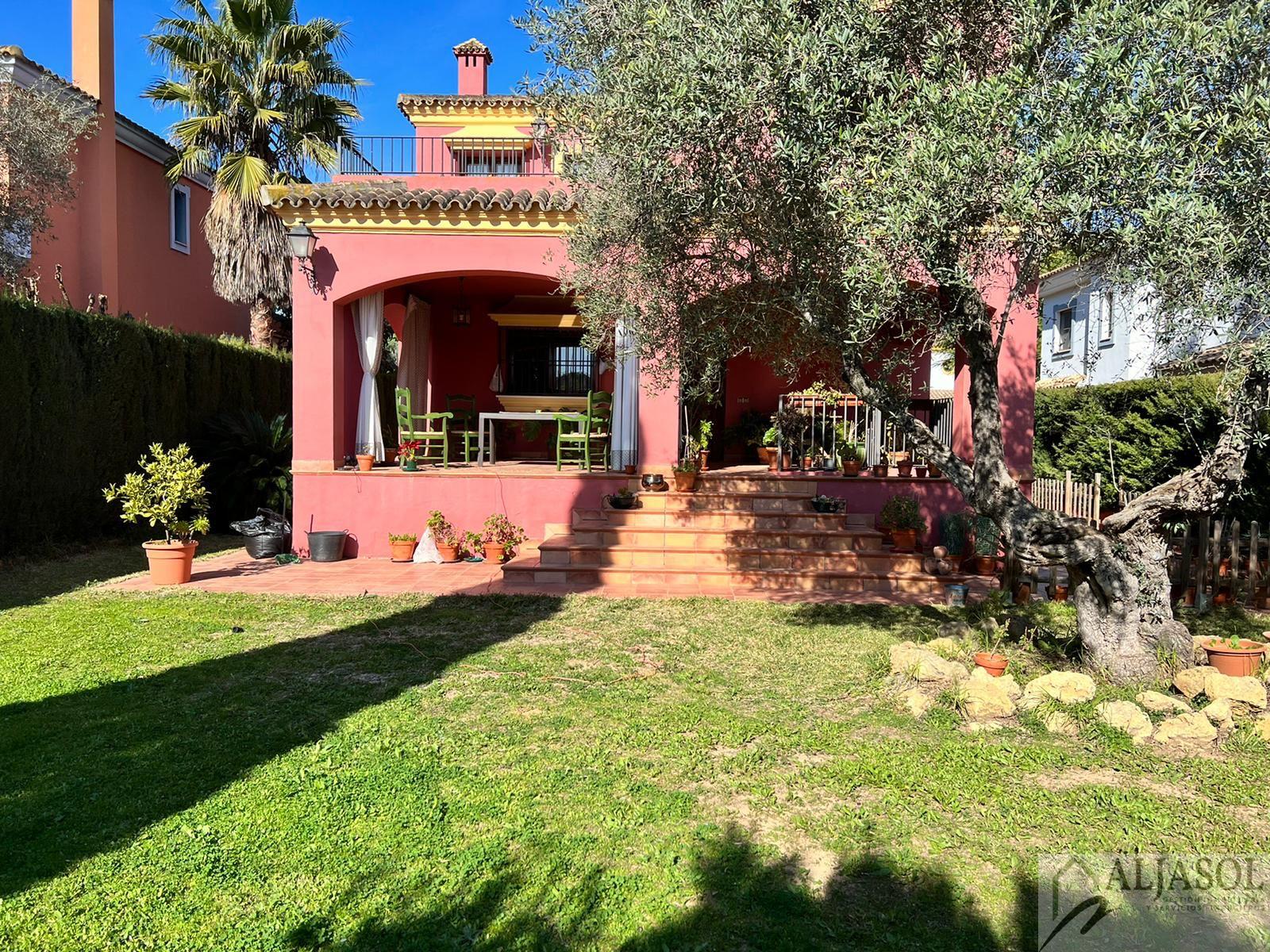 For sale of chalet in Bormujos