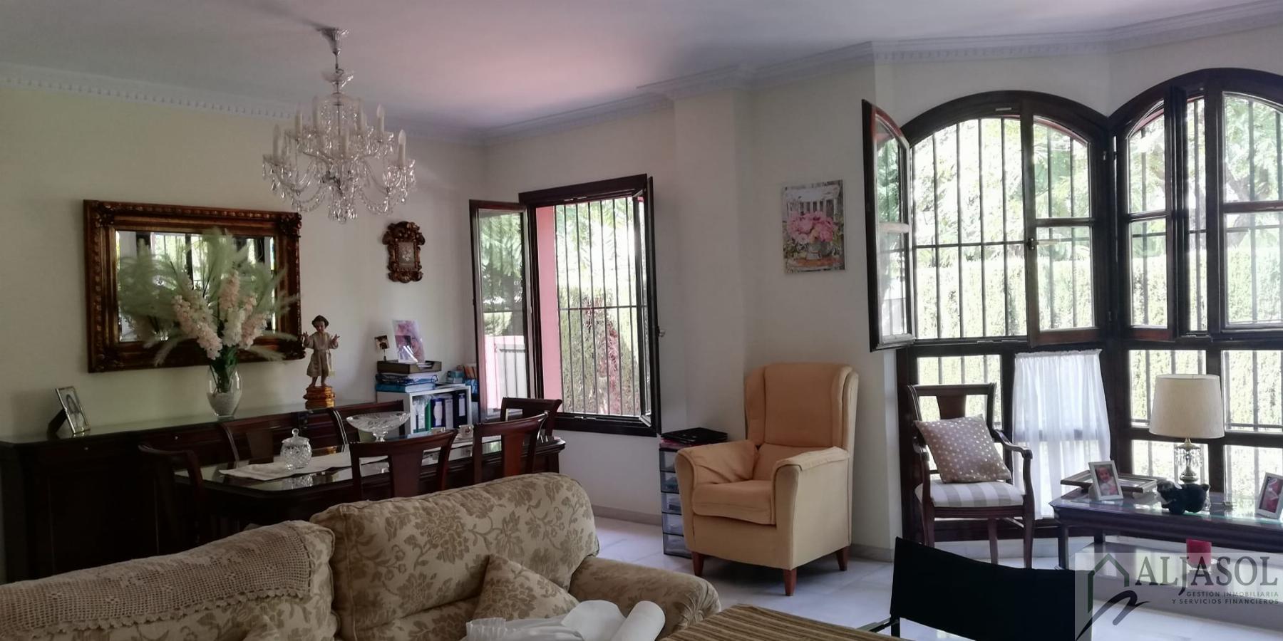 For sale of chalet in Bormujos
