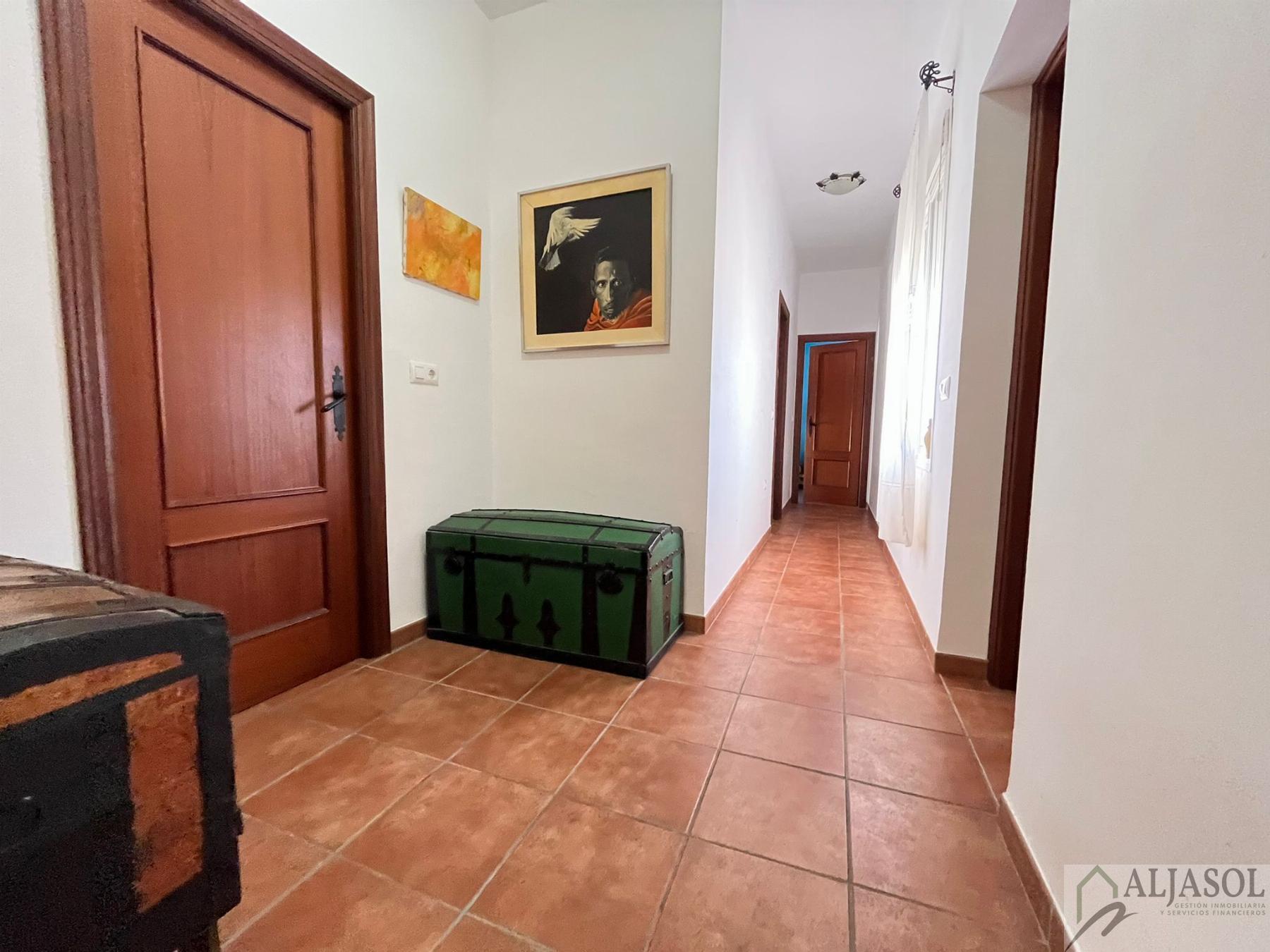 For sale of house in Umbrete